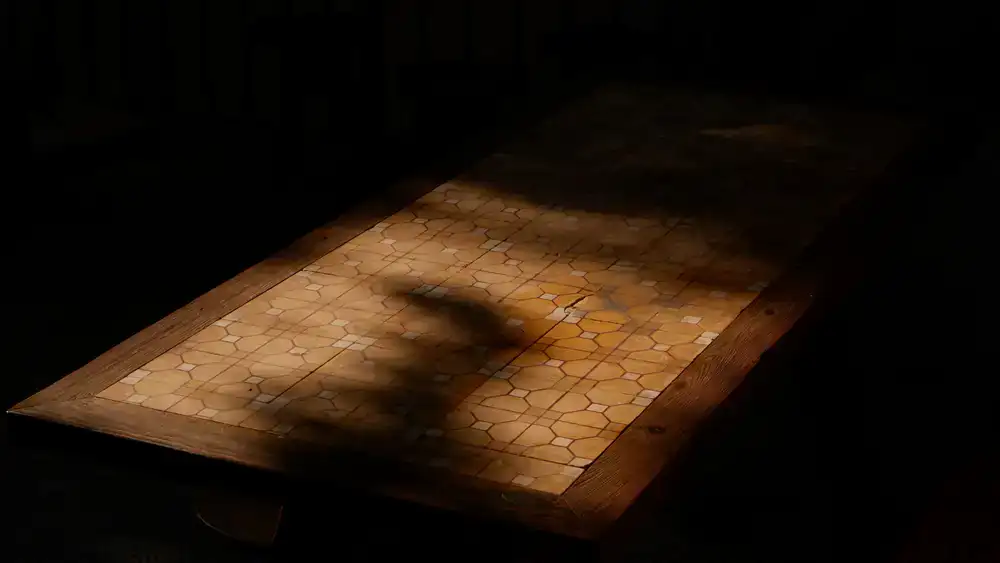 Mesa de comedor de madera artesanal